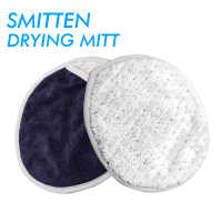 The Smitten drying mitt